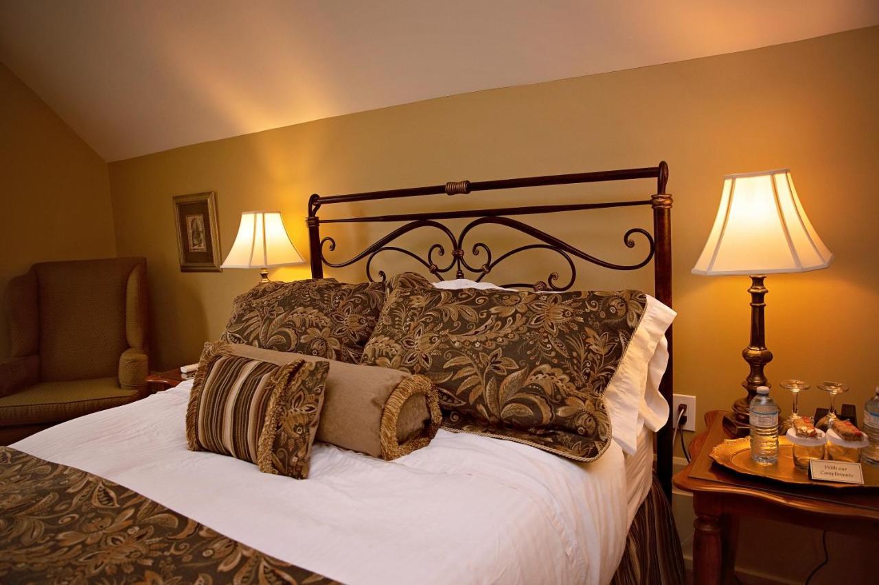 The Woodview Inn Gananoque Eksteriør billede