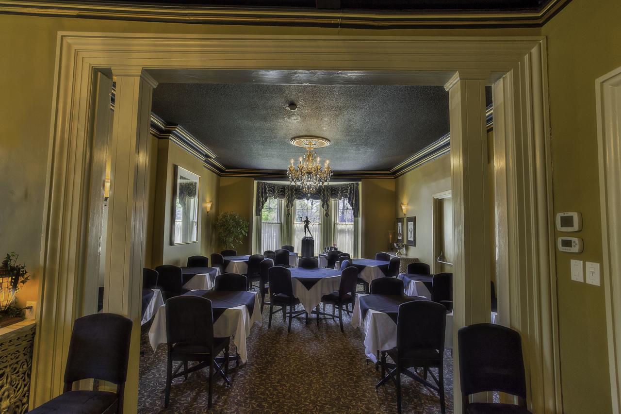 The Woodview Inn Gananoque Eksteriør billede